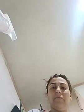 vanessa-titisM online show from July 12, 5:30 am