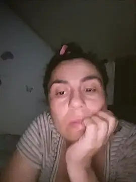 vanessa-titisM online show from March 8, 3:10 am