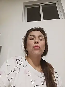 vanessa-titisM online show from July 25, 1:24 am