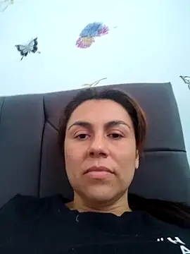 vanessa-titisM online show from April 30, 6:26 pm