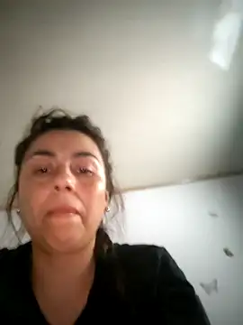 vanessa-titisM online show from May 9, 2:26 am