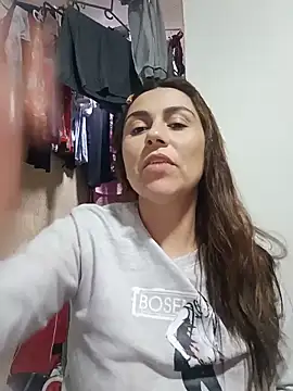 vanessa-titisM online show from June 10, 1:51 am