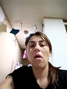 vanessa-titisM online show from March 29, 2:13 am