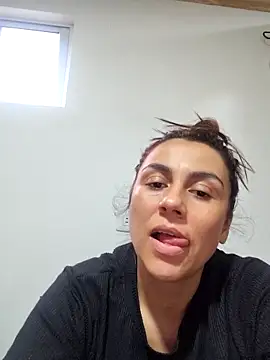 vanessa-titisM online show from April 13, 10:25 pm