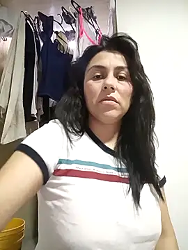 vanessa-titisM online show from December 14, 1:34 am