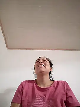 Snapshot of vanessa-titisM chatting on October 25, 4:51 pm vanessa-titisM online show from October 25, 4:51 pm