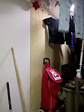 vanessa-titisM online show from February 27, 3:51 am