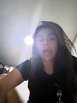 vanessa-titisM online show from March 18, 9:34 am