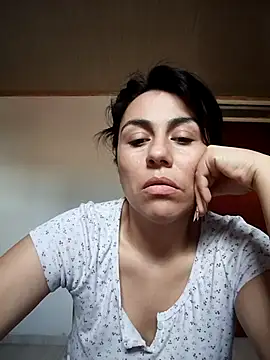 Snapshot of vanessa-titisM chatting on November 15, 2:54 pm vanessa-titisM online show from November 15, 2:54 pm