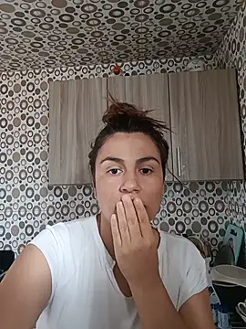 vanessa-titisM online show from June 28, 3:51 pm