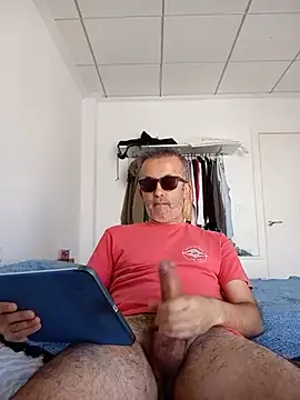 EmilioTaladdro online show from May 28, 11:16 am