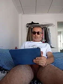 EmilioTaladdro online show from May 23, 11:09 am