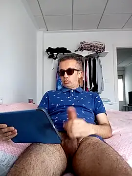 EmilioTaladdro online show from May 5, 10:18 am