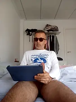 EmilioTaladdro online show from May 1, 5:56 am