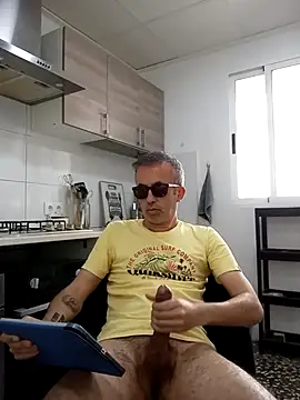 EmilioTaladdro online show from May 12, 9:26 am