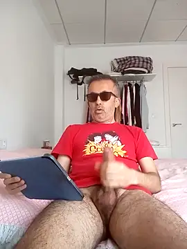 EmilioTaladdro online show from May 2, 9:25 am
