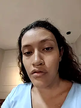 Snapshot of ArielBlossom___ chatting on October 26, 11:10 am ArielBlossom online show from October 26, 11:10 am