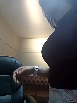 Snapshot of ArielBlossom___ chatting on November 17, 11:03 am ArielBlossom online show from November 17, 11:03 am