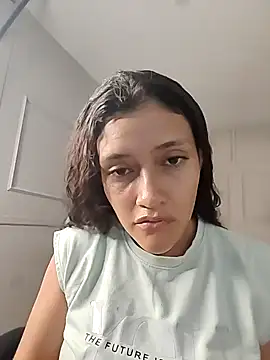 Snapshot of ArielBlossom___ chatting on October 28, 10:47 am ArielBlossom online show from October 28, 10:47 am