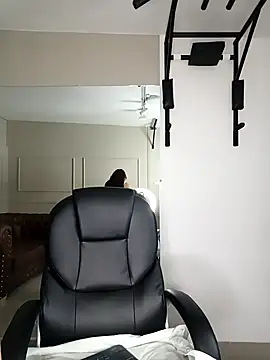 Snapshot of ArielBlossom___ chatting on February 16, 7:45 pm ArielBlossom online show from February 16, 7:45 pm