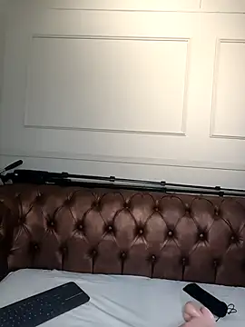 Snapshot of ArielBlossom___ chatting on December 1, 11:11 am ArielBlossom online show from December 1, 11:11 am