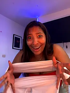 lilith storm online show from November 15, 5:39 pm