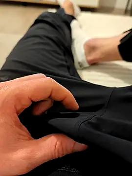 Milike 93 online show from March 1, 10:32 pm