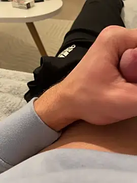 Milike 93 online show from December 19, 12:03 am