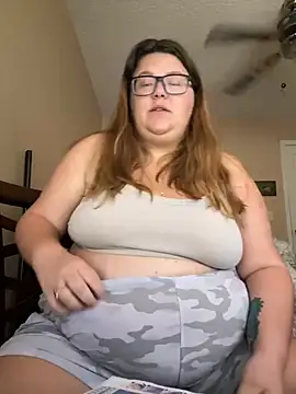 Snapshot of amberlynntun chatting on November 7, 5:28 pm amberlynntun online show from November 7, 5:28 pm