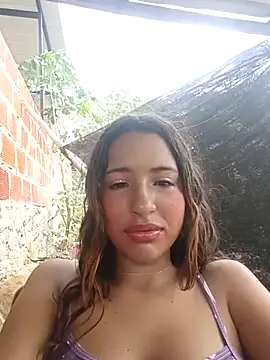 Snapshot of Sweet-Doncella chatting on October 1, 2:21 pm Sweet-Doncella online show from October 1, 2:21 pm
