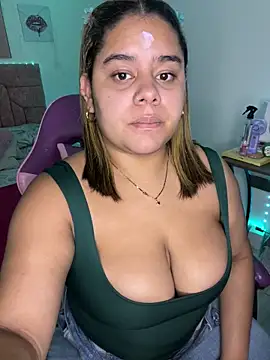 Anabelle 00  online show from April 24, 3:30 am