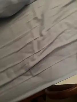 LAZ3R1 online show from April 2, 1:46 am