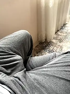 LAZ3R1 online show from September 27, 1:17 pm