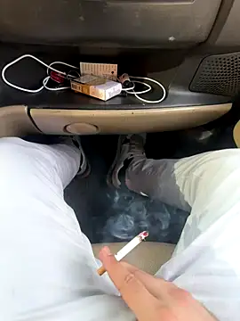 LAZ3R1 online show from October 28, 2:05 pm