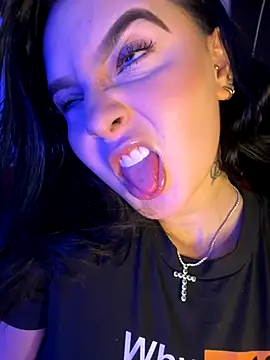 GabyMejiaa online show from December 19, 12:03 am