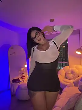 GabyMejiaa online show from April 1, 3:08 am