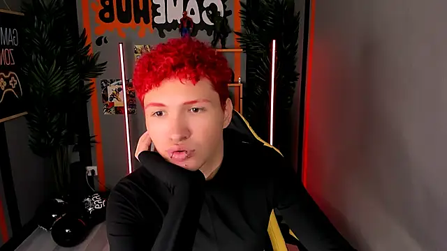 Snapshot of JonnyDarka chatting on November 5, 10:51 am JonnyDarka online show from November 5, 10:51 am