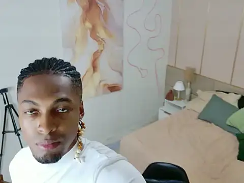 SoHighAngel online show from March 16, 10:34 pm