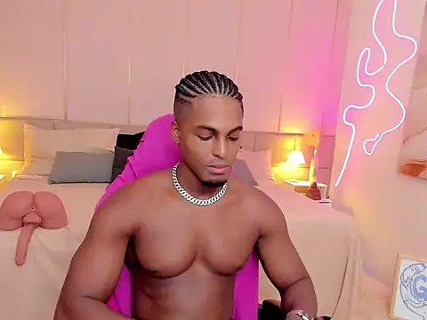 Snapshot of SoHighAngel chatting on February 12, 9:47 pm SoHighAngel online show from February 12, 9:47 pm