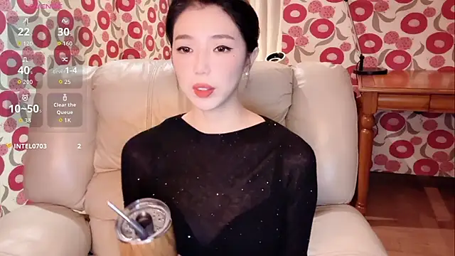 Snapshot of miss-lin chatting on November 24, 1:22 pm miss-lin online show from November 24, 1:22 pm
