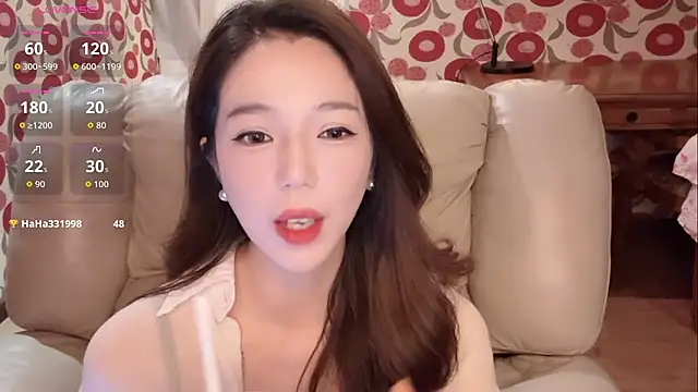 miss-lin online show from October 15, 12:24 pm