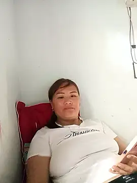 Snapshot of Tamara-a chatting on September 13, 12:43 am Tamara-a online show from September 13, 12:43 am