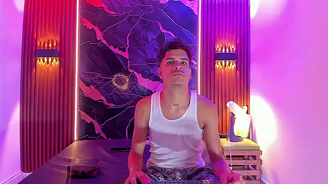 Lucky boys  X online show from October 21, 12:15 pm