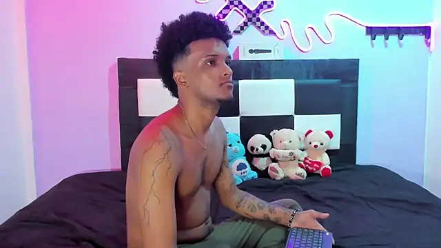 Lucky boys  X online show from May 24, 1:55 pm