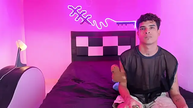 Lucky boys  X online show from December 21, 6:53 pm