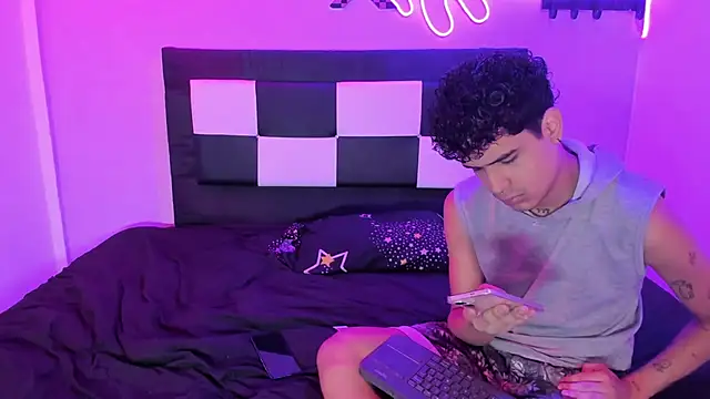 Lucky boys  X online show from April 15, 1:48 pm