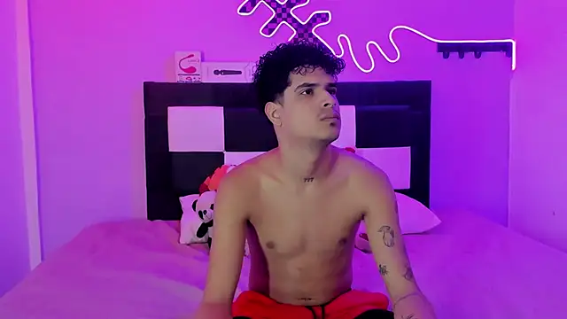 Lucky boys  X online show from May 31, 12:11 pm