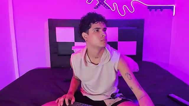 Lucky boys  X online show from April 14, 1:38 pm