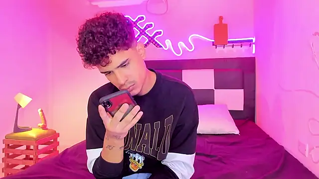 Lucky boys  X online show from October 24, 12:37 pm