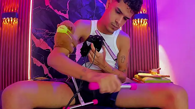 Lucky boys  X online show from November 12, 12:20 pm